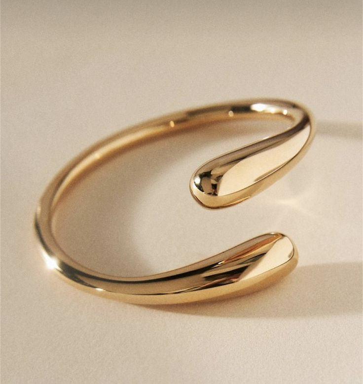 Leg Makeup Waterproof No Transfer, Tattoo Coverup, Sweat Resistant, Leg and Body Makeup, Non-Comedogenic & All Day Wear,Easy Application (Medium, 3.4 Fl. OZ (Pack of 1))